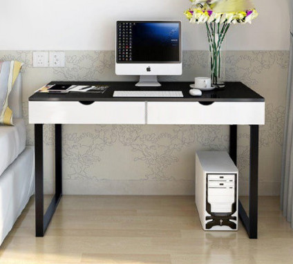 Standard Desktop Table