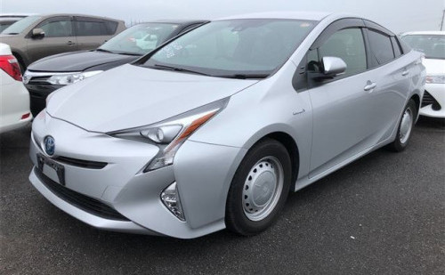 Toyota Prius S 2017 Hatchback Silver Car