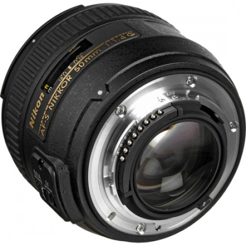 Nikon 50mm f/1.8G AF-S Nikkor FX Fixed Focus Prime Lens