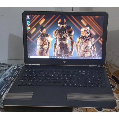 HP Pavilion 15-AU172TX Core i7 7th Gen 8GB RAM Laptop