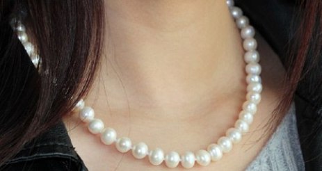 Beautiful Pearl Necklace Jewelry